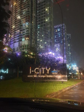 I-City Shah Alam Inapdesa, Wifi, 2 Katil Queen, Balkoni